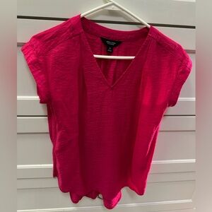 Simply Vera Vera Wang Fuchsia V-Neck Blouse